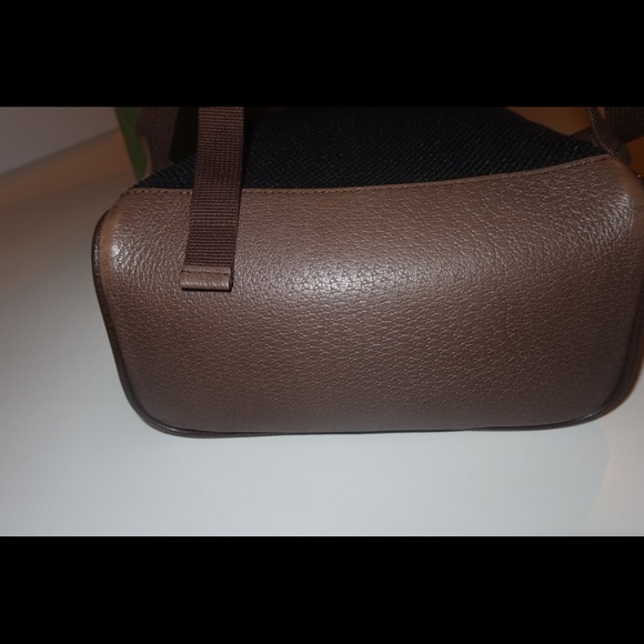 GUCCI X DISNEY GG SUPREME DONALD DUCK BACKPACK - Picture 10 of 13